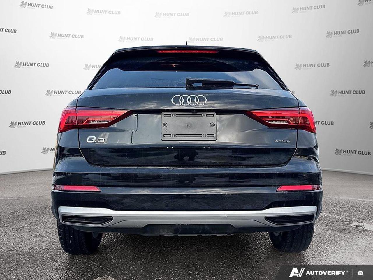 2022 Audi Q3 Komfort   Moonroof   Leather Seats   Clean Carfax Photo