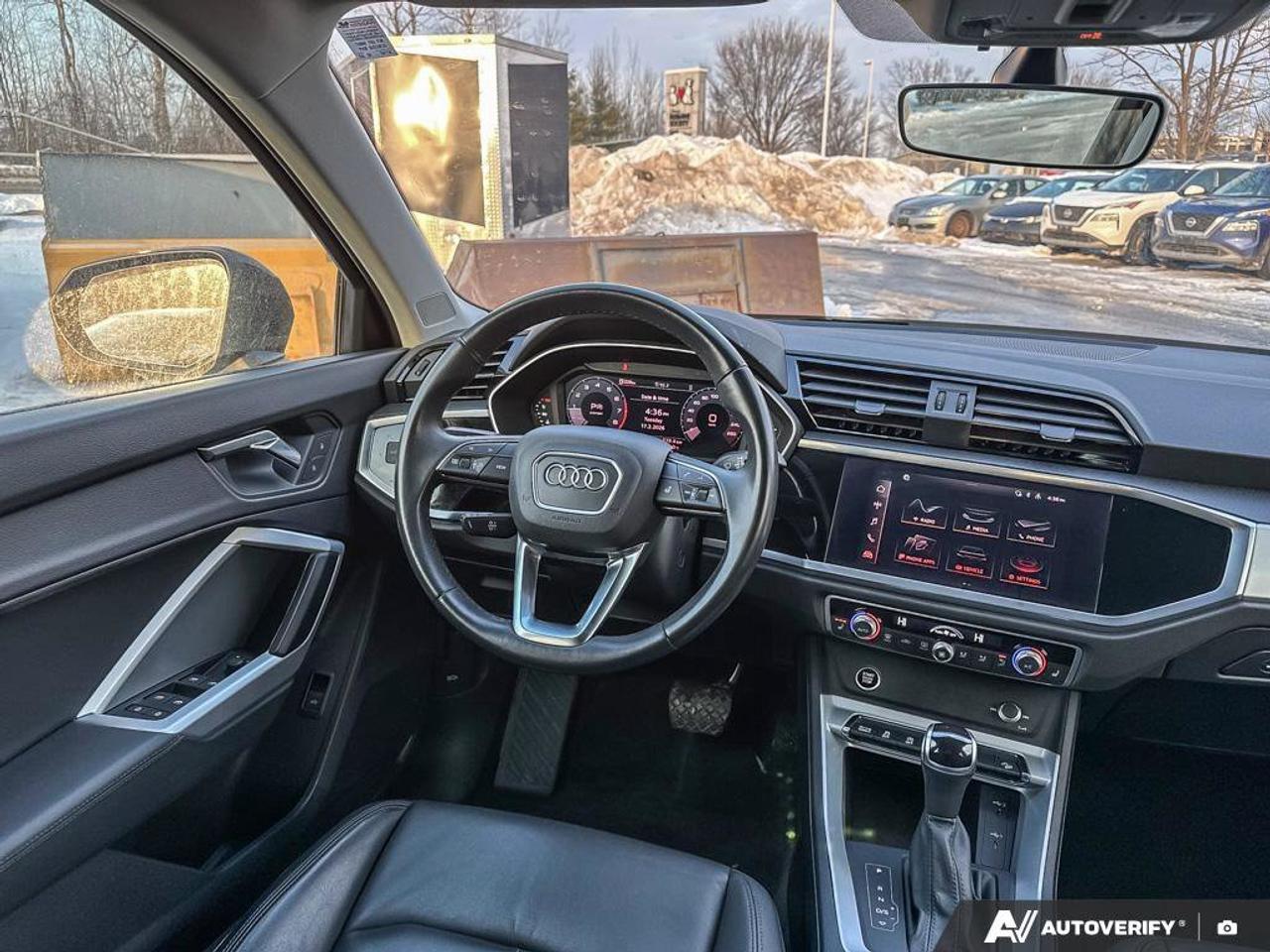 2022 Audi Q3 Komfort   Moonroof   Leather Seats   Clean Carfax Photo