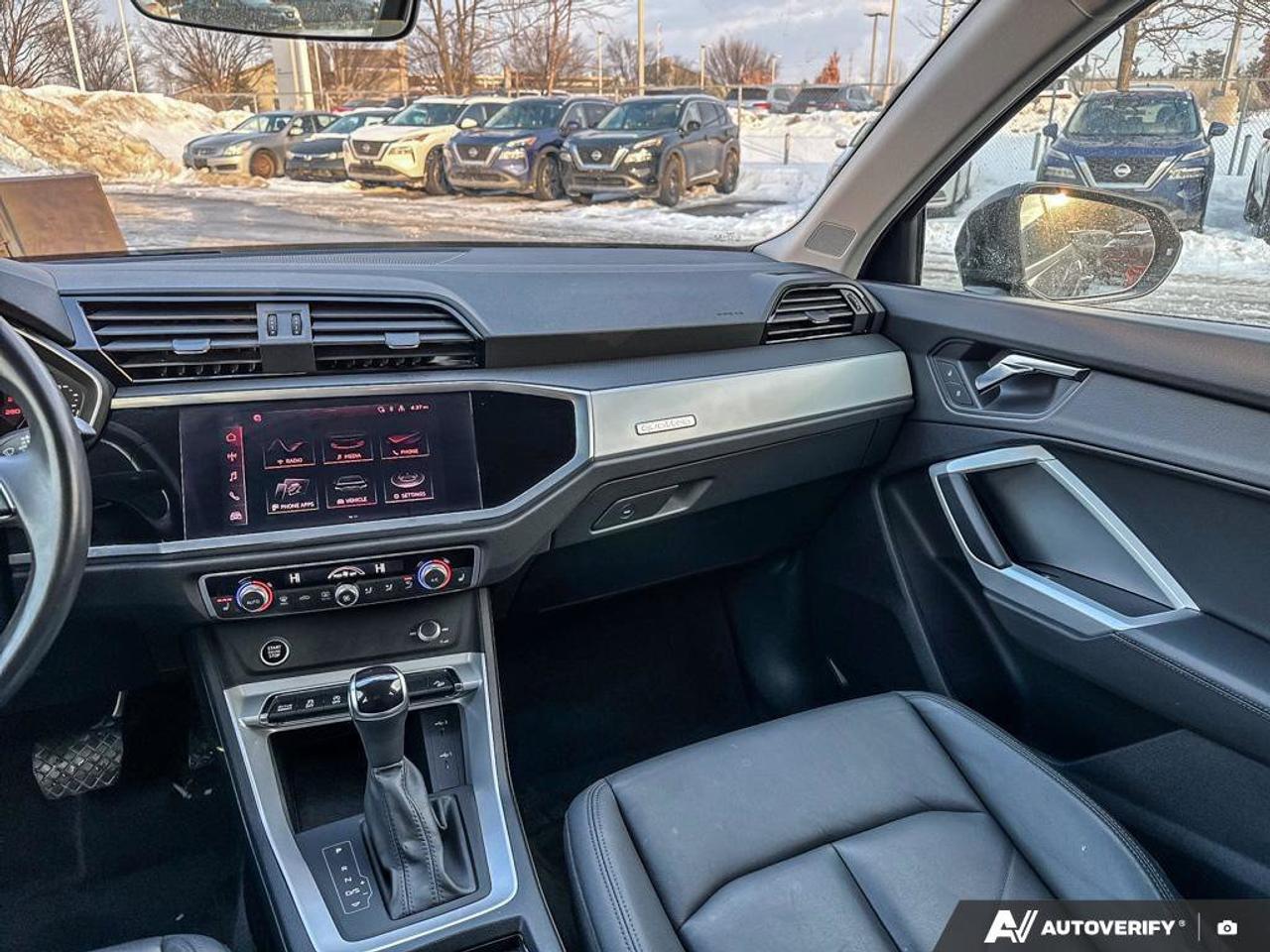 2022 Audi Q3 Komfort   Moonroof   Leather Seats   Clean Carfax Photo