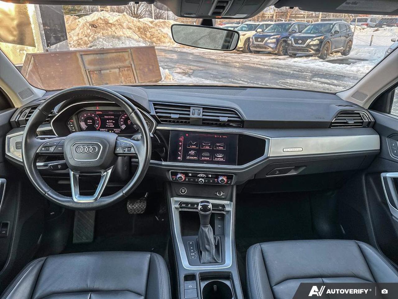 2022 Audi Q3 Komfort   Moonroof   Leather Seats   Clean Carfax Photo