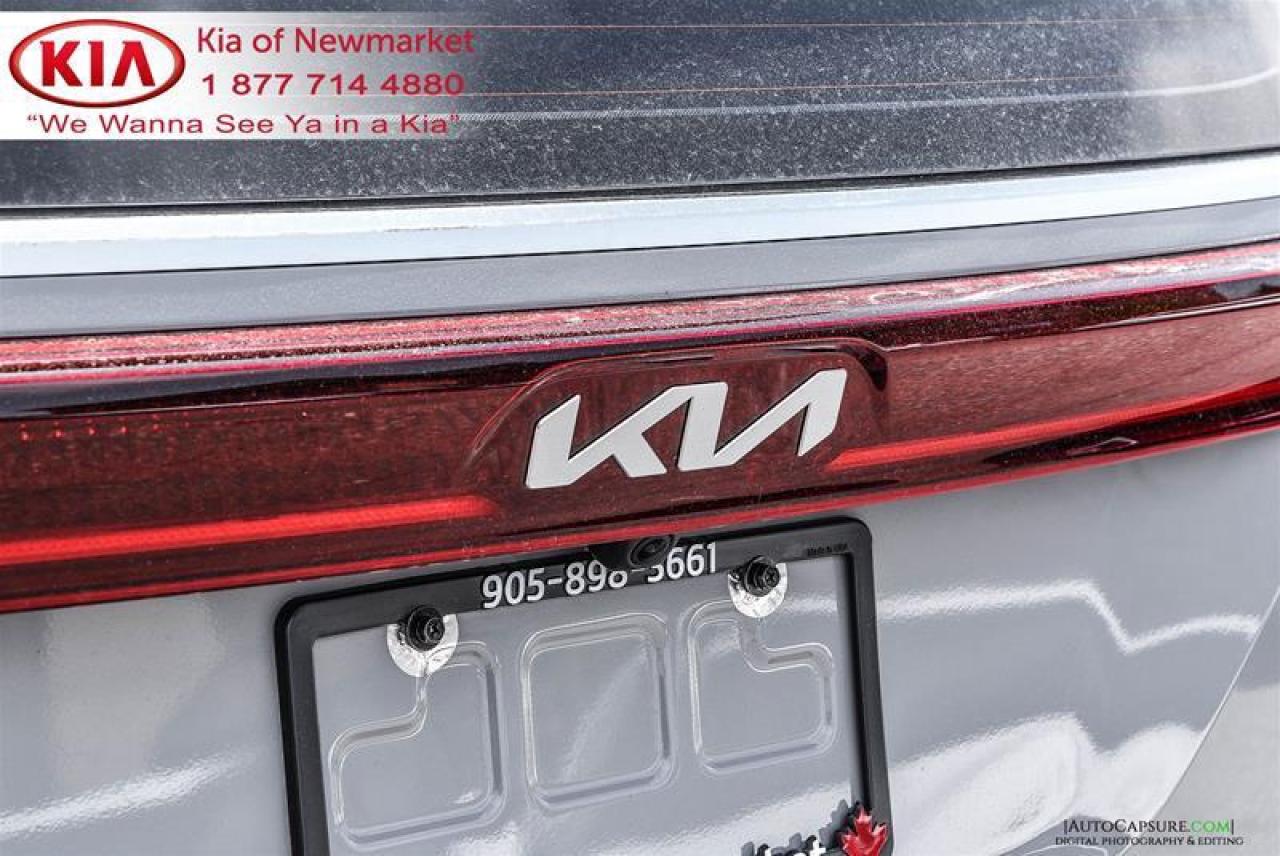 2022 Kia Carnival EX Passenger Van Photo