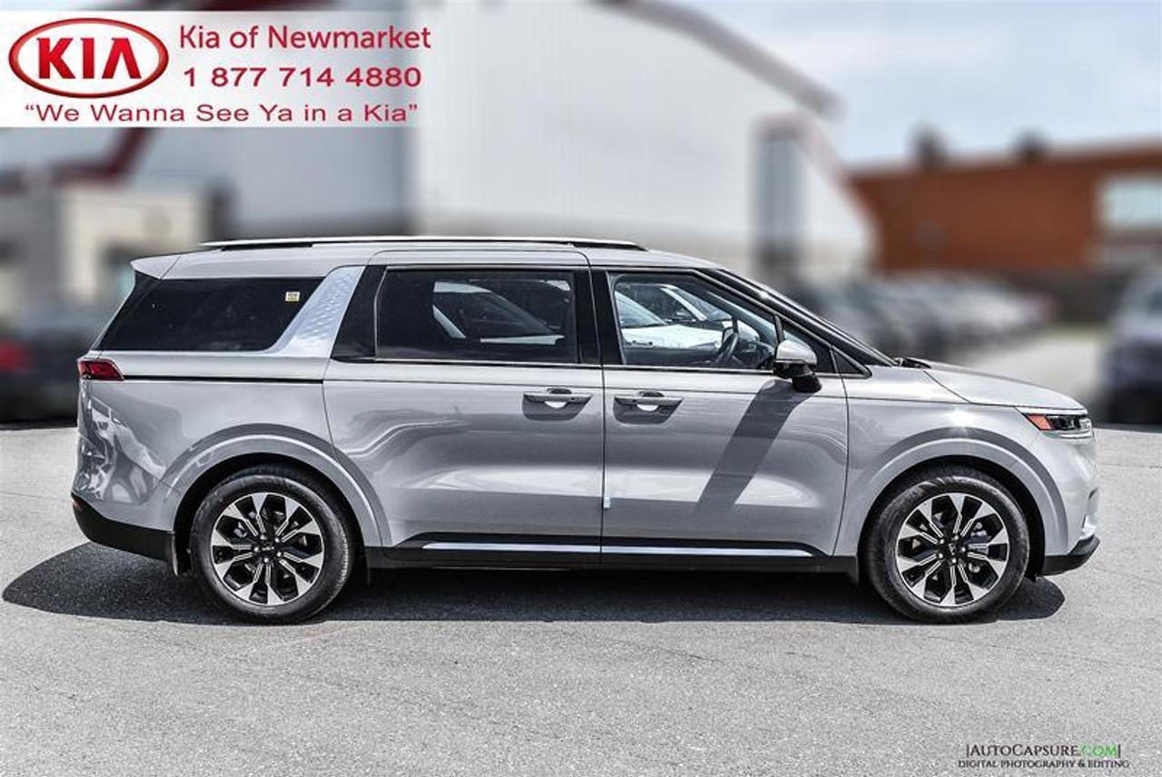 2022 Kia Carnival EX Passenger Van Photo