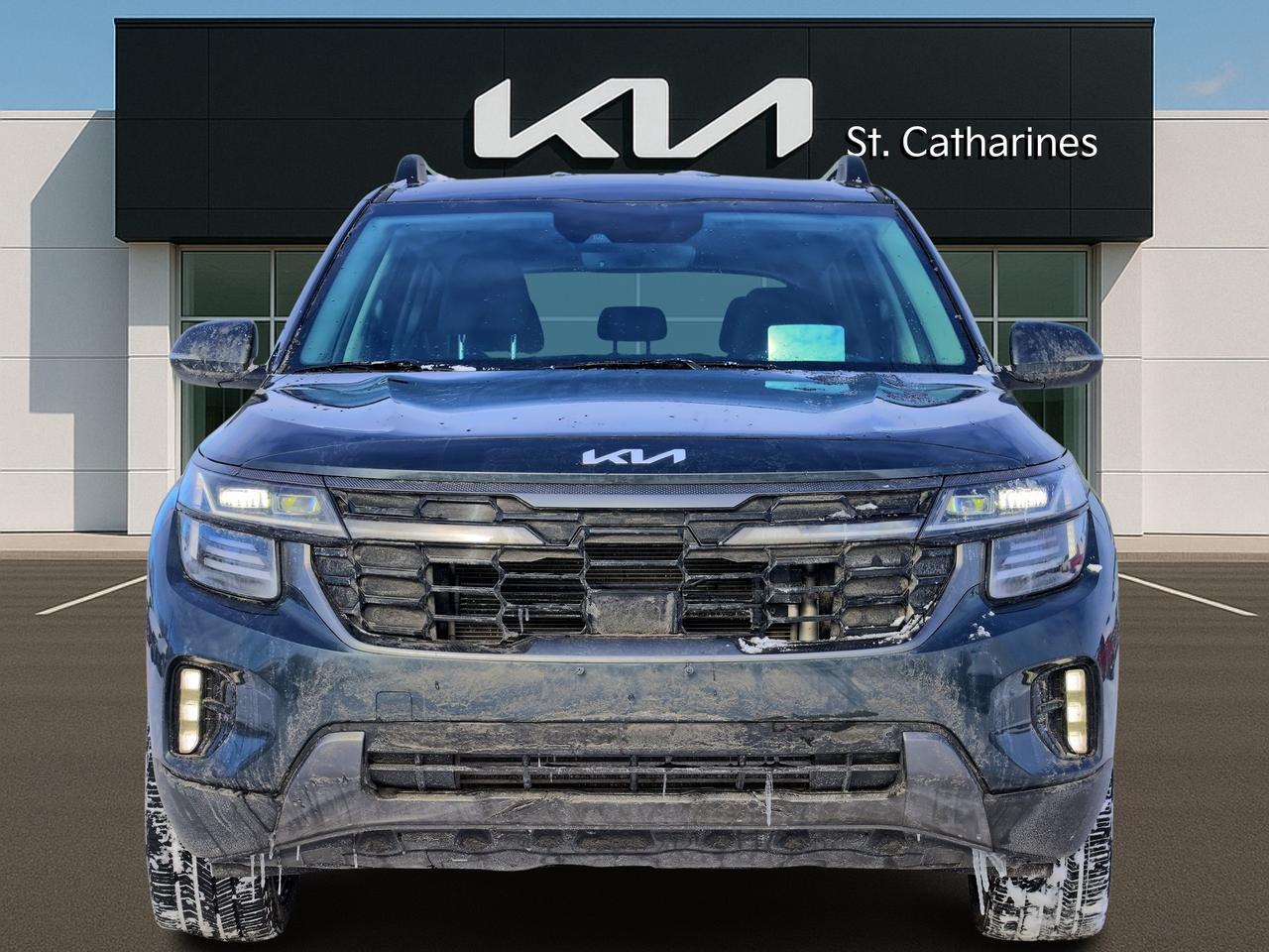 2024 Kia Seltos X-Line   HUD   Ventilated Seat   Black Badgings Photo3