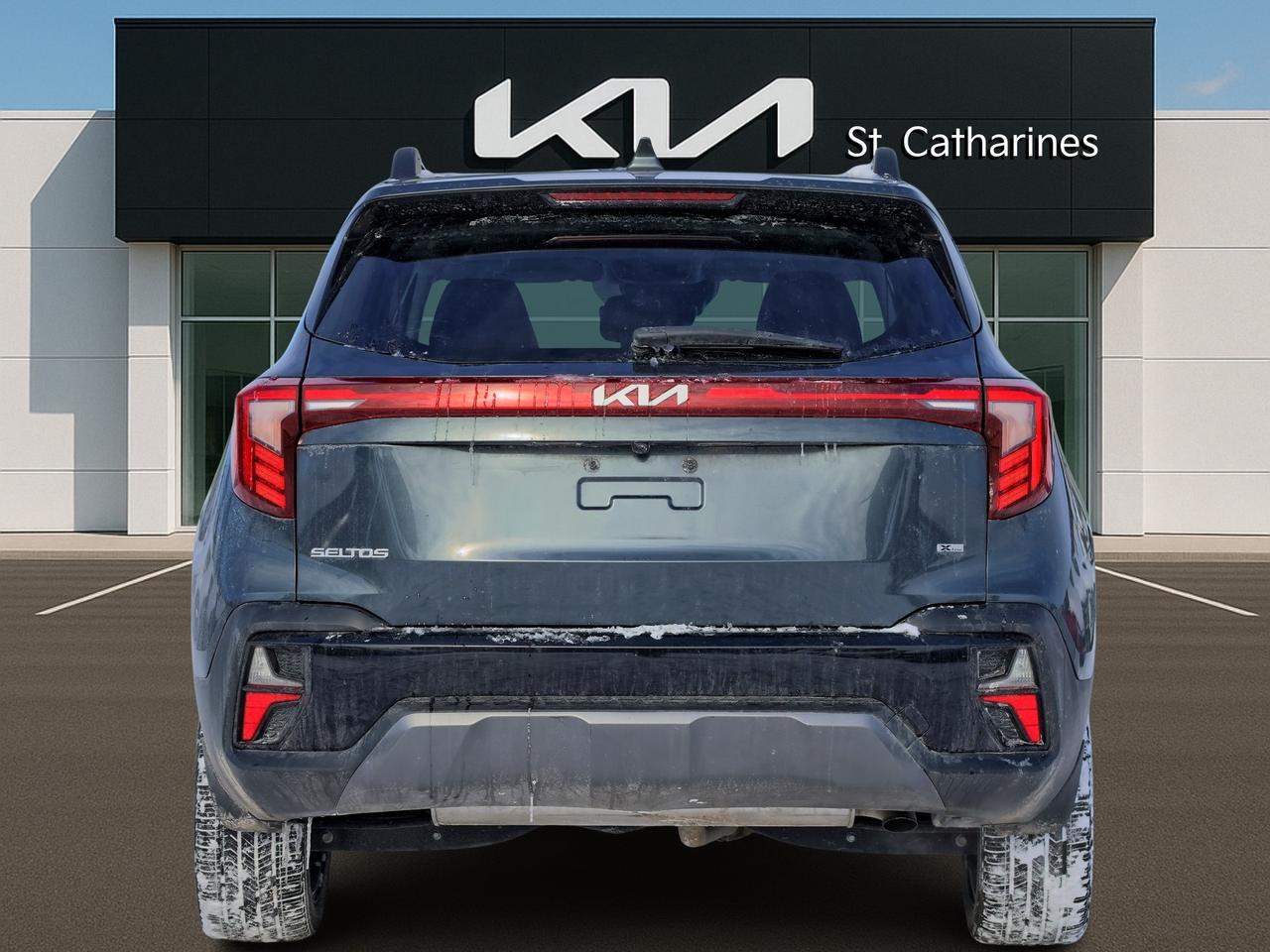 2024 Kia Seltos X-Line   HUD   Ventilated Seat   Black Badgings Photo