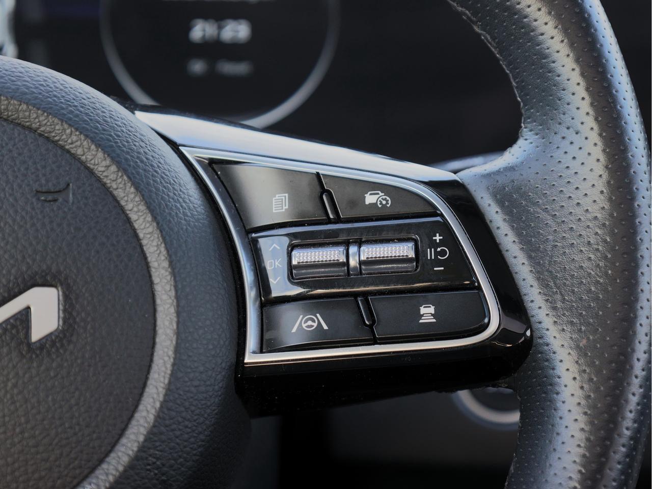 2024 Kia Seltos X-Line   HUD   Ventilated Seat   Black Badgings Photo