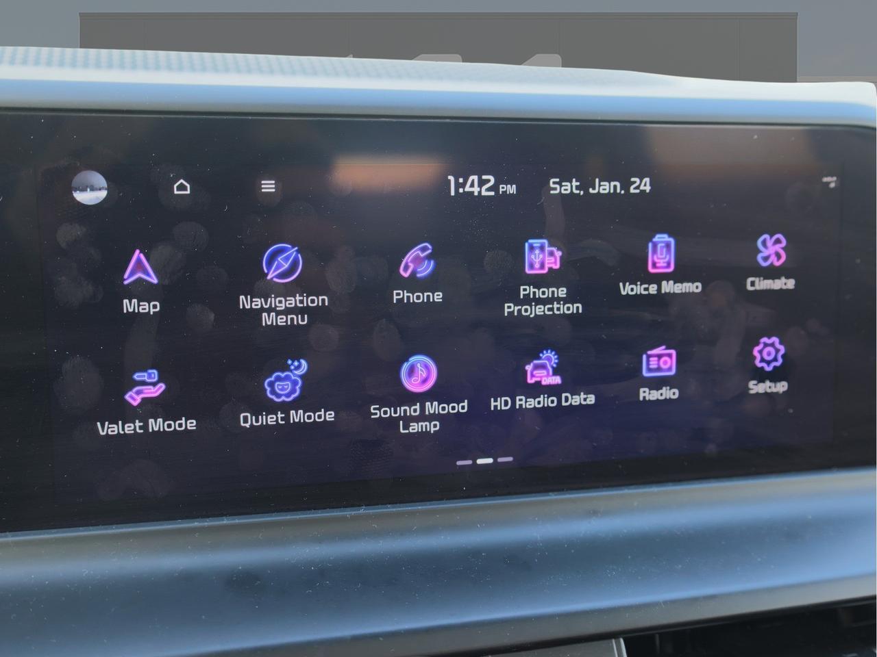 2024 Kia Seltos X-Line   HUD   Ventilated Seat   Black Badgings Photo