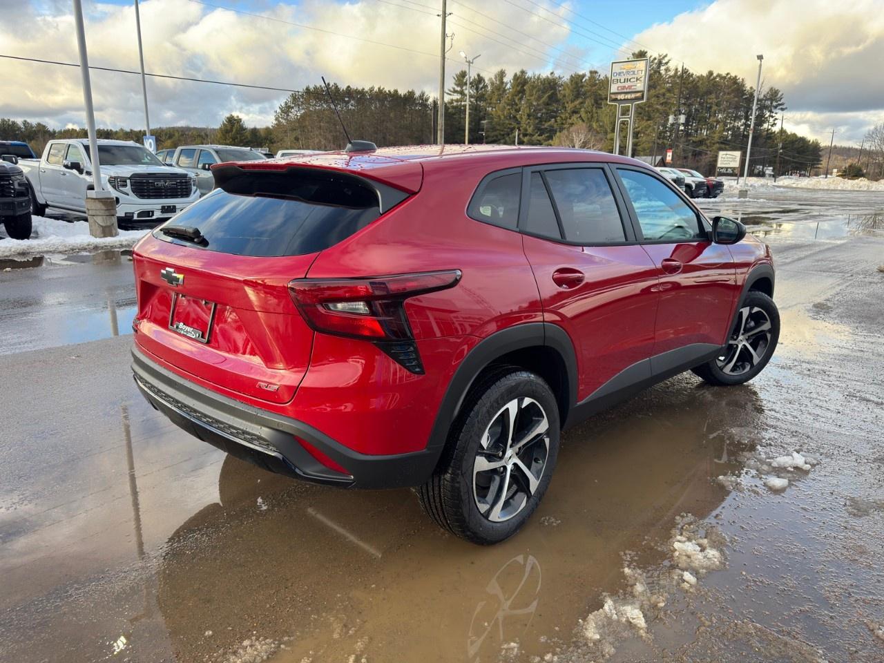 2026 Chevrolet Trax FWD 4dr 1RS Photo
