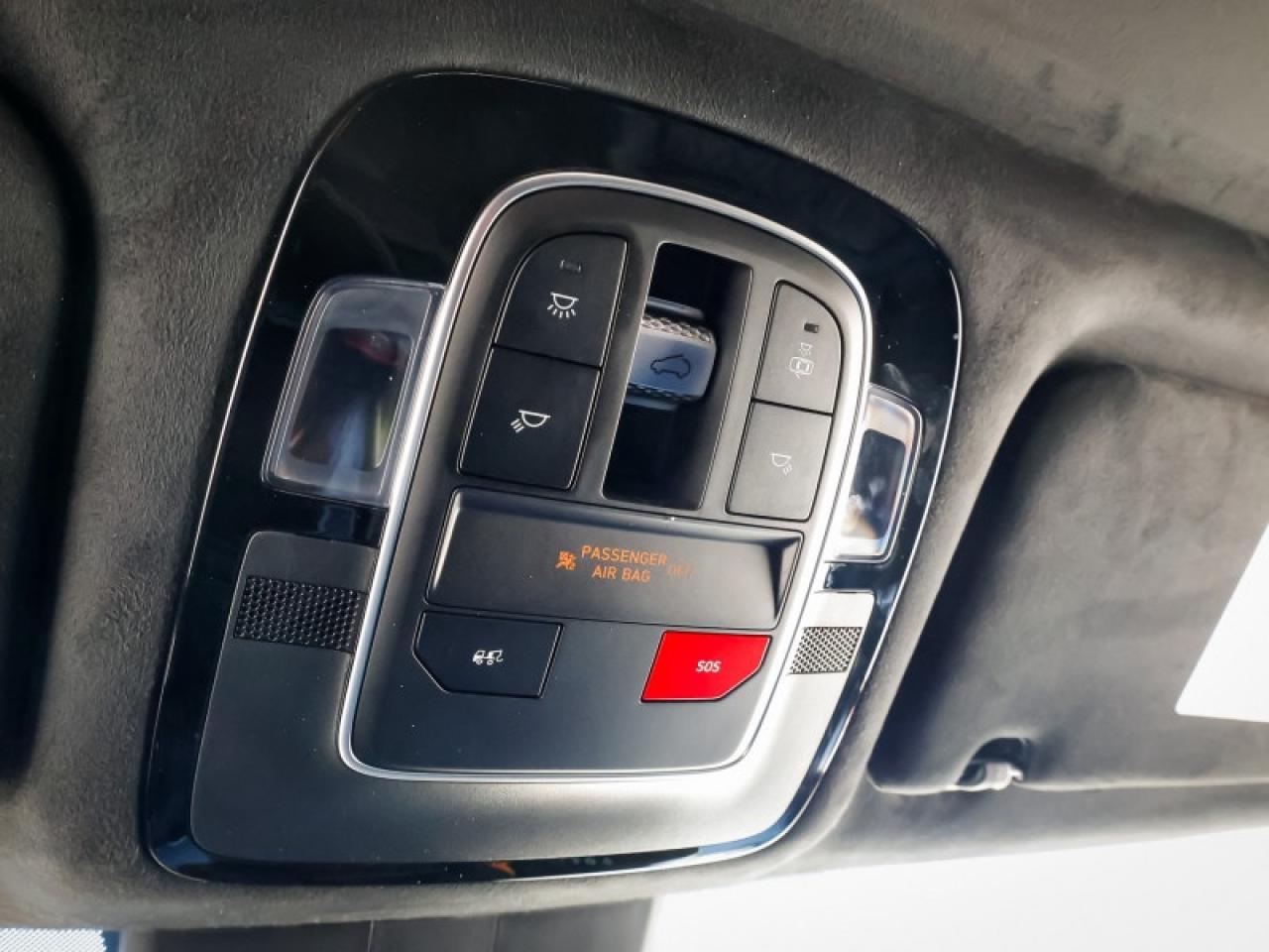 2022 Hyundai Santa Fe ULTIMATE CALLIGRAPHY AWD Photo