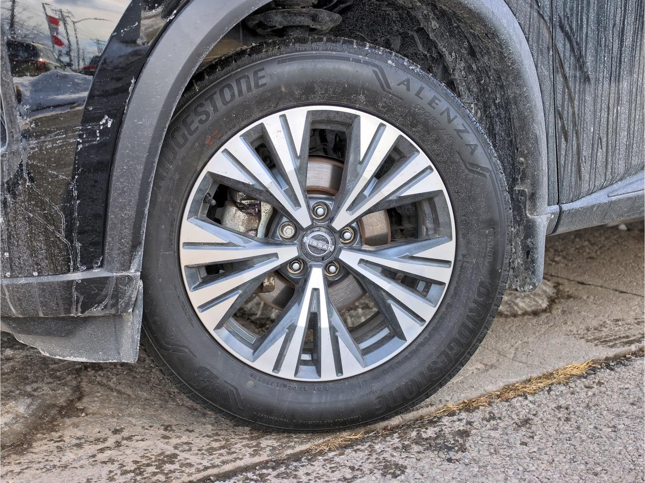 2023 Nissan Rogue SV AWD   Panoramic Roof   Push Start   Htd Seat Photo