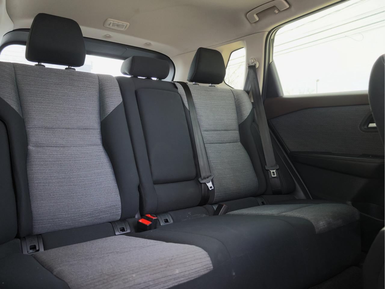 2023 Nissan Rogue SV AWD   Panoramic Roof   Push Start   Htd Seat Photo