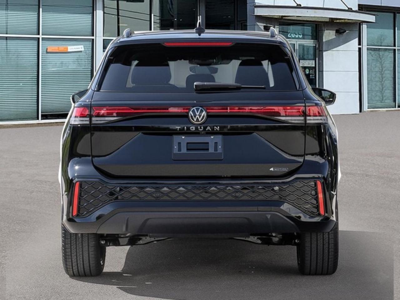2026 Volkswagen Tiguan Comfortline R-Line Black Edition Photo