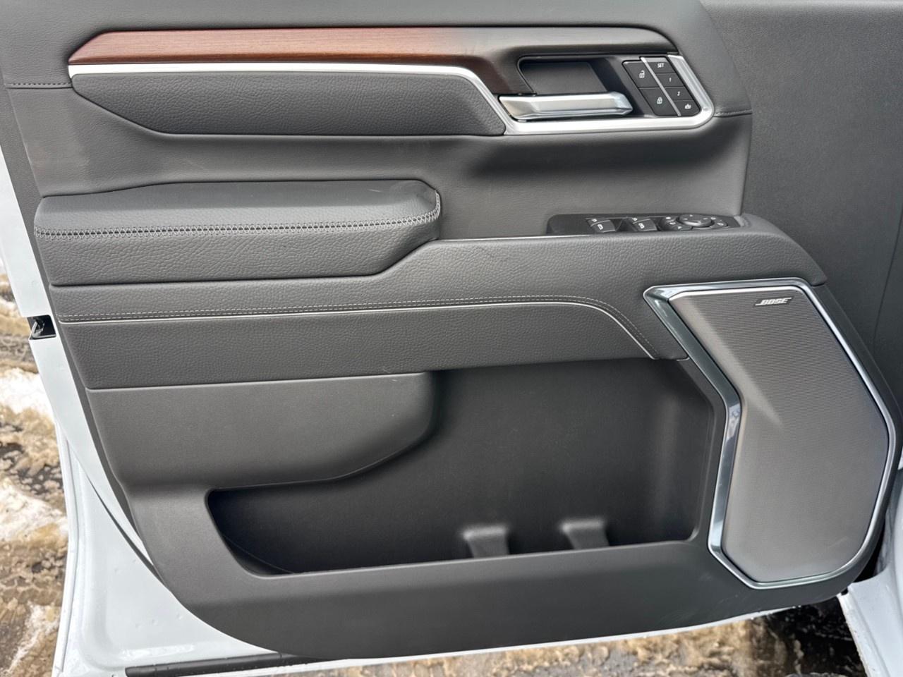 2026 GMC SIERRA 2500HD Crew Cab Standard Box 4-Wheel Drive Denali Photo