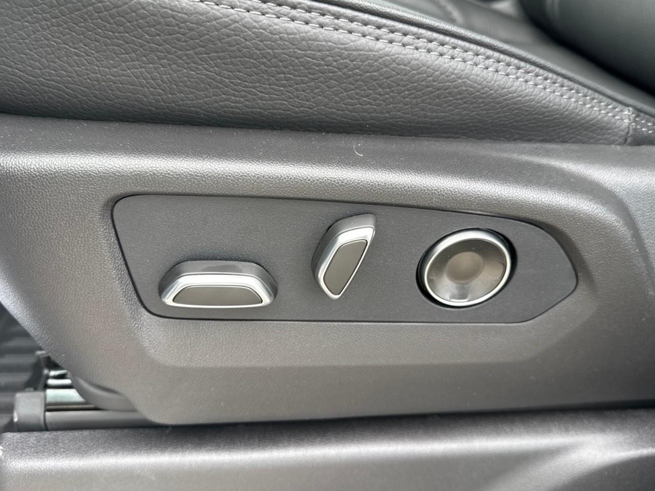 2026 GMC SIERRA 2500HD Crew Cab Standard Box 4-Wheel Drive Denali Photo