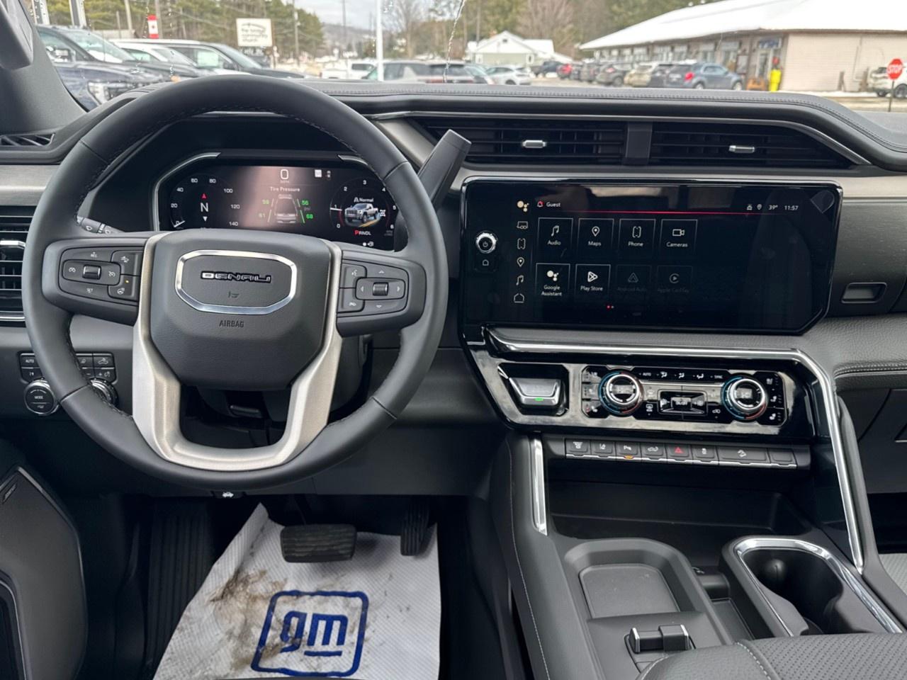 2026 GMC SIERRA 2500HD Crew Cab Standard Box 4-Wheel Drive Denali Photo