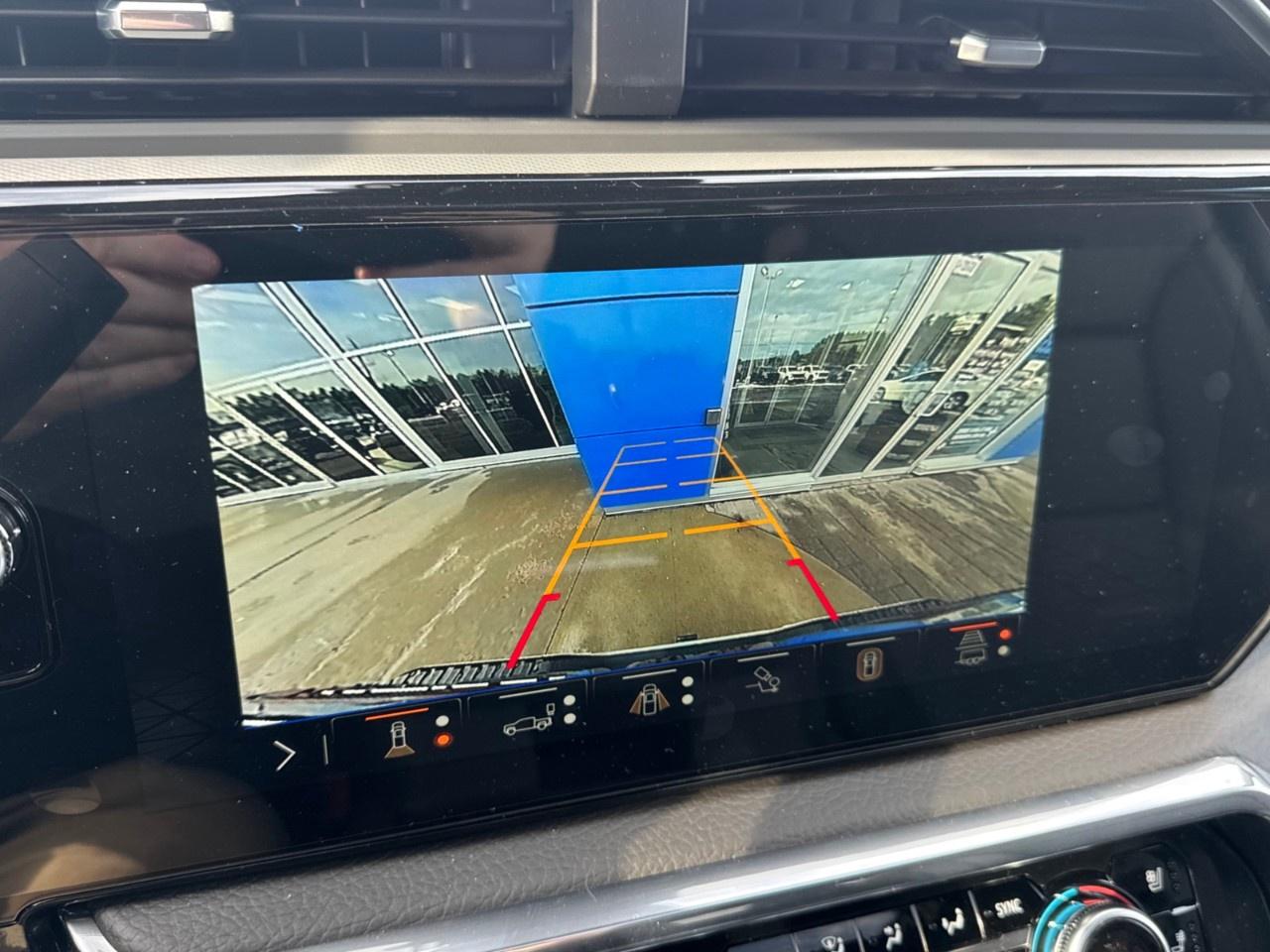 2026 GMC SIERRA 2500HD Crew Cab Standard Box 4-Wheel Drive Denali Photo