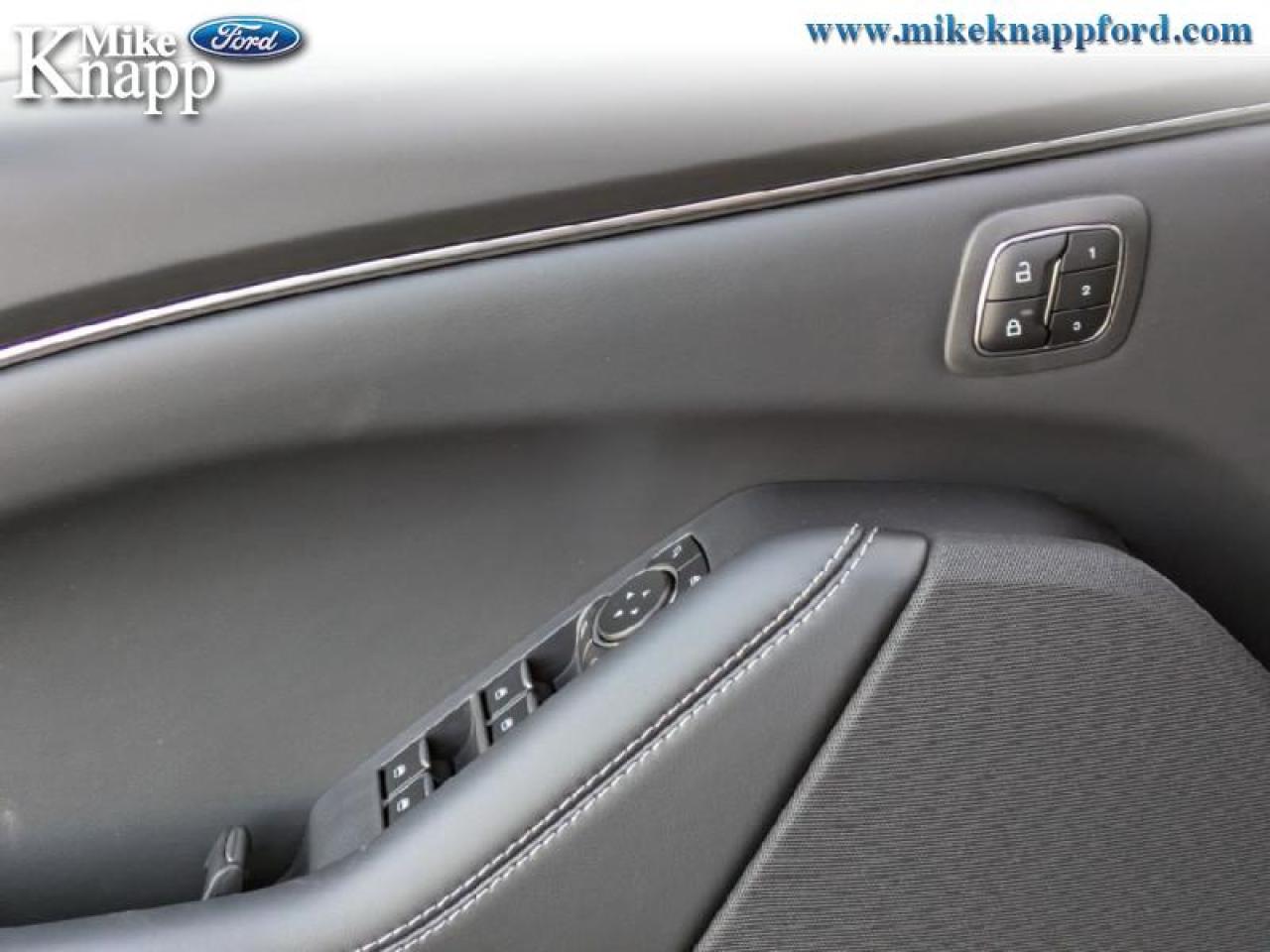 2025 Ford Mustang Mach-E Select AWD Photo