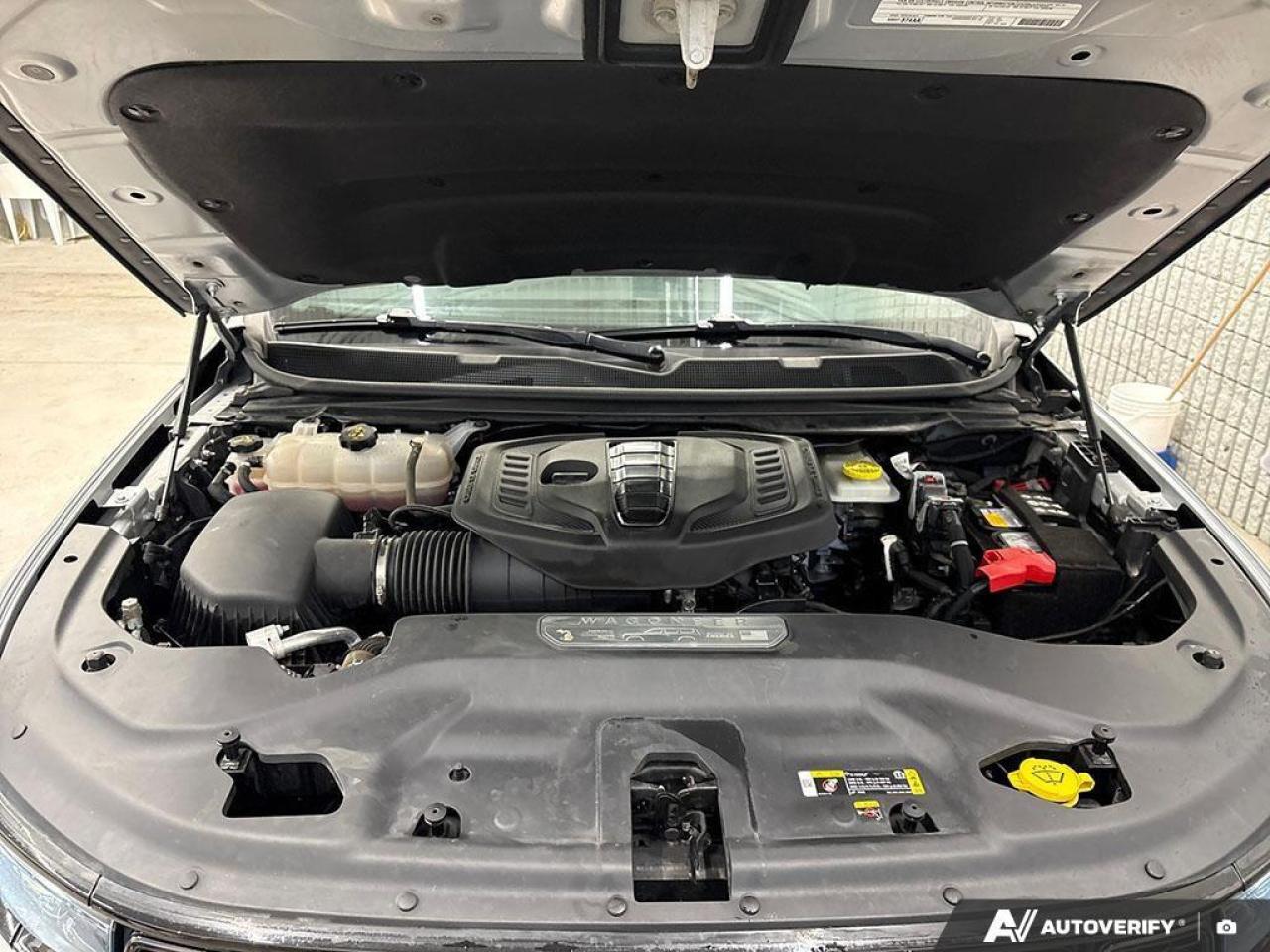 2024 Jeep Wagoneer Series II Carbide 4dr 4x4 Photo