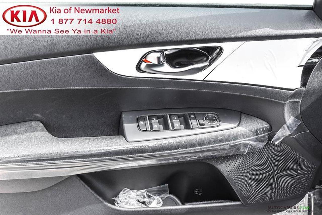 2021 Kia Forte EX 4dr Sedan Photo