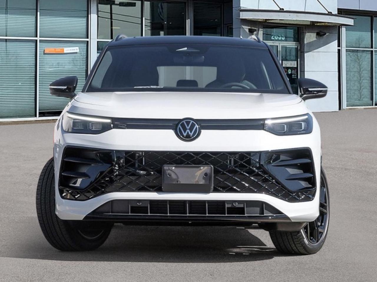 2026 Volkswagen Tiguan Comfortline R-Line Black Edition Photo