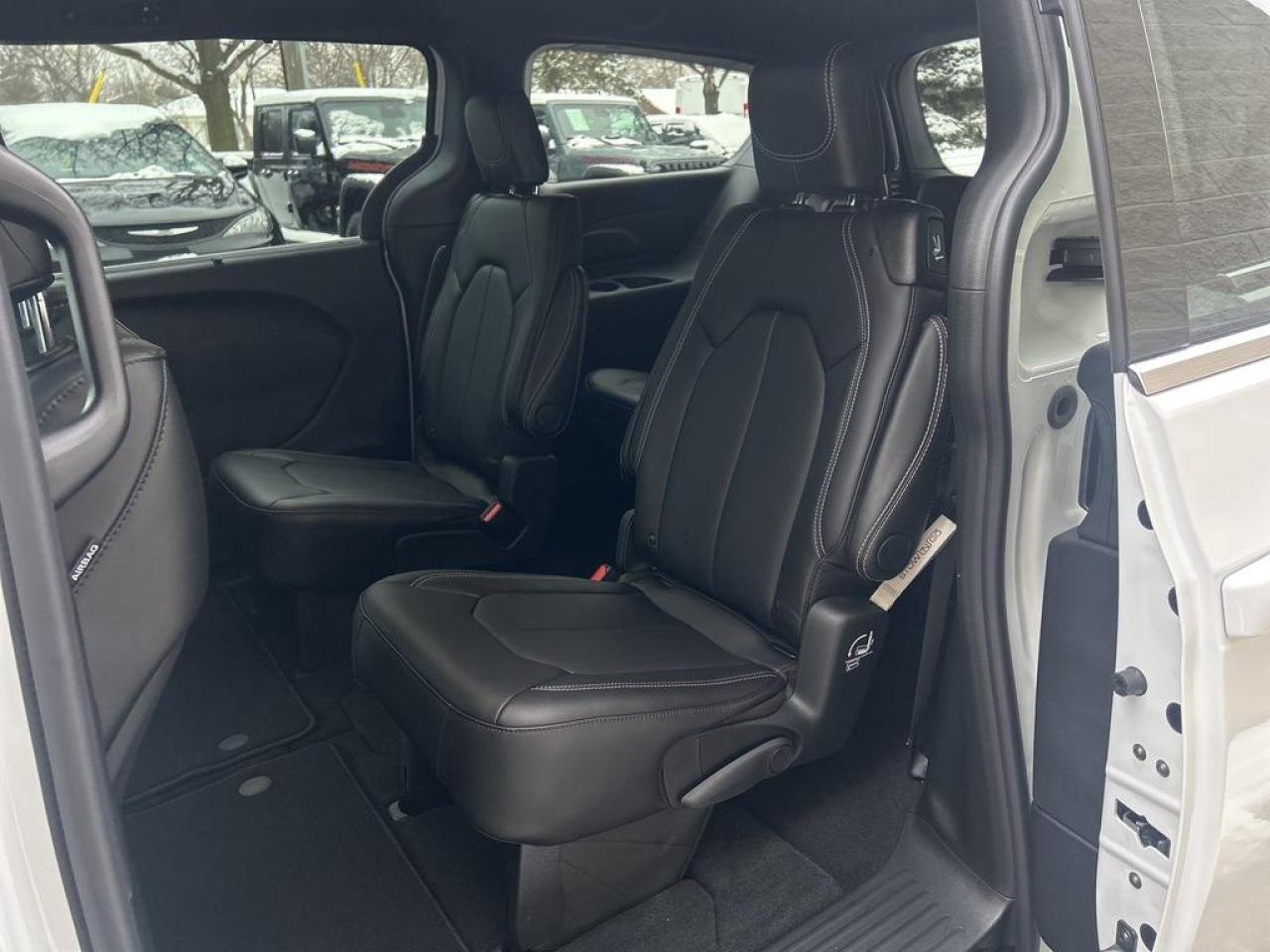 2026 Chrysler Grand Caravan SXT Front-Wheel Drive Passenger Van Photo