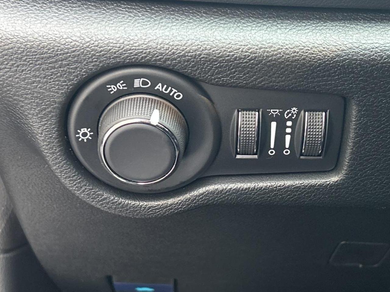 2026 Chrysler Grand Caravan SXT Front-Wheel Drive Passenger Van Photo