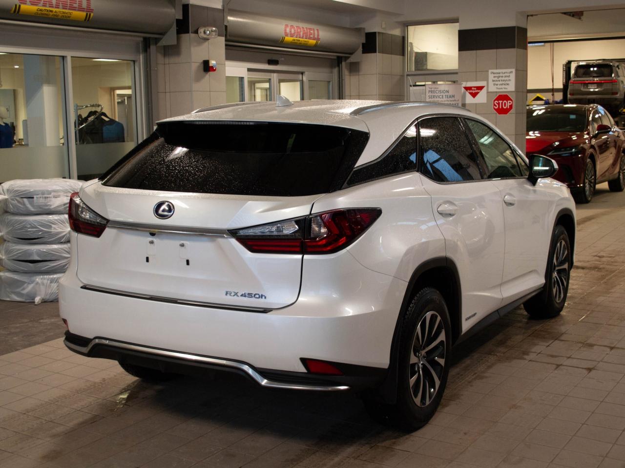 2022 Lexus RX 450h  Photo