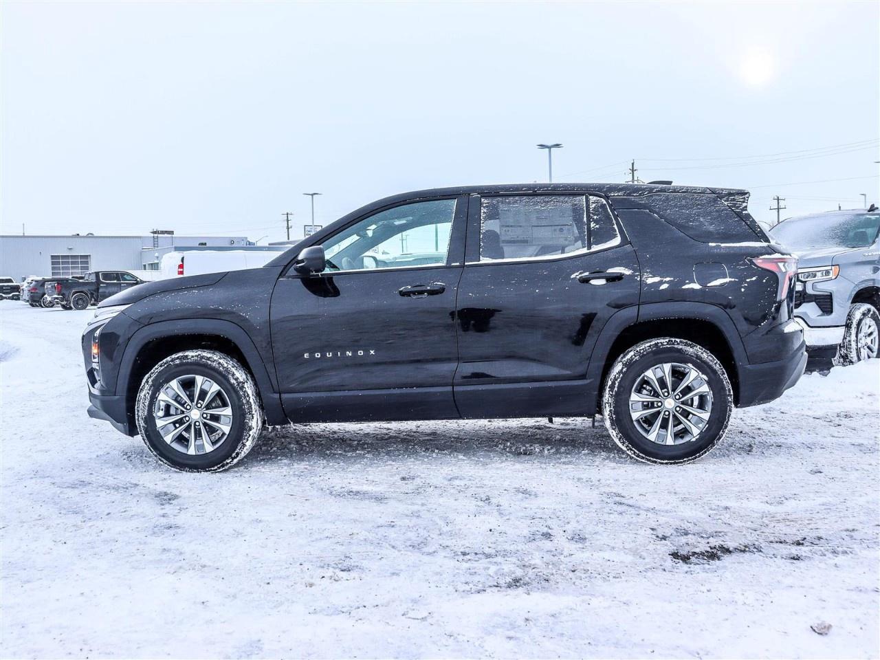 2026 Chevrolet Equinox AWD LT Photo2