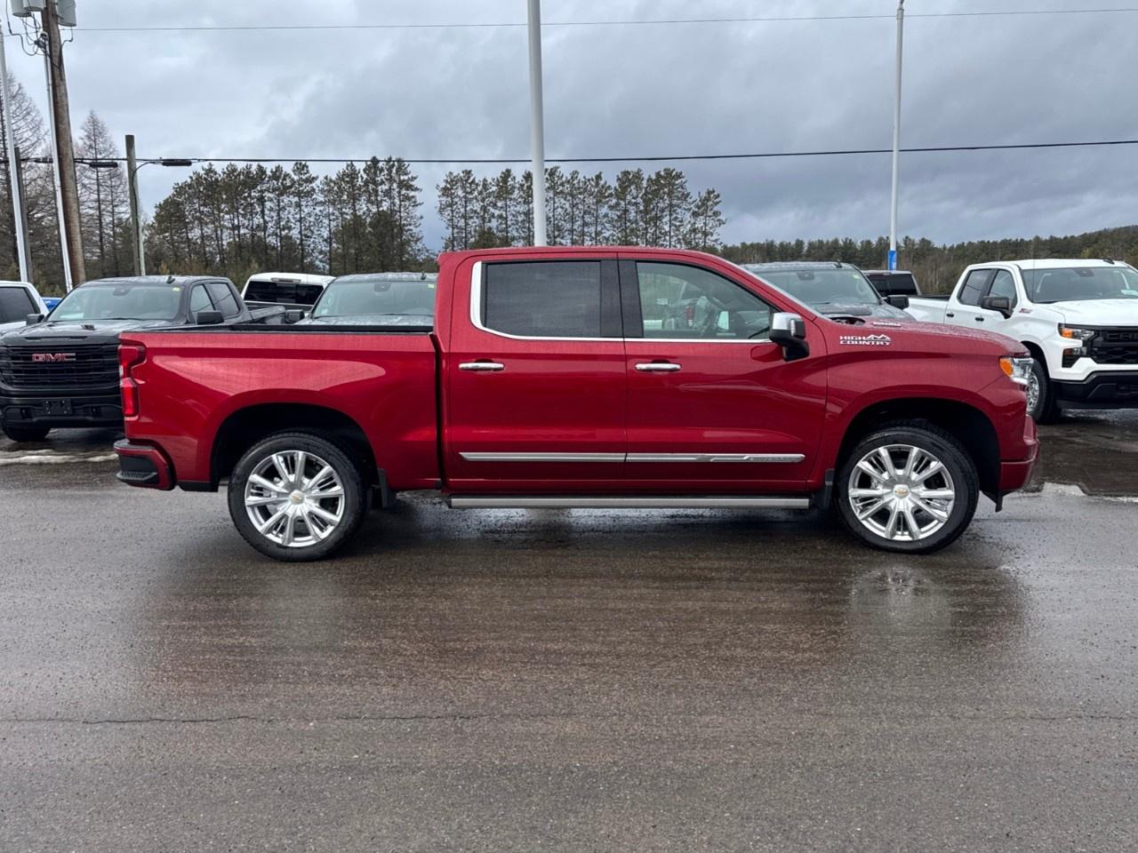 2026 Chevrolet Silverado 1500 Crew Cab Short Box 4-Wheel Drive High Country Photo