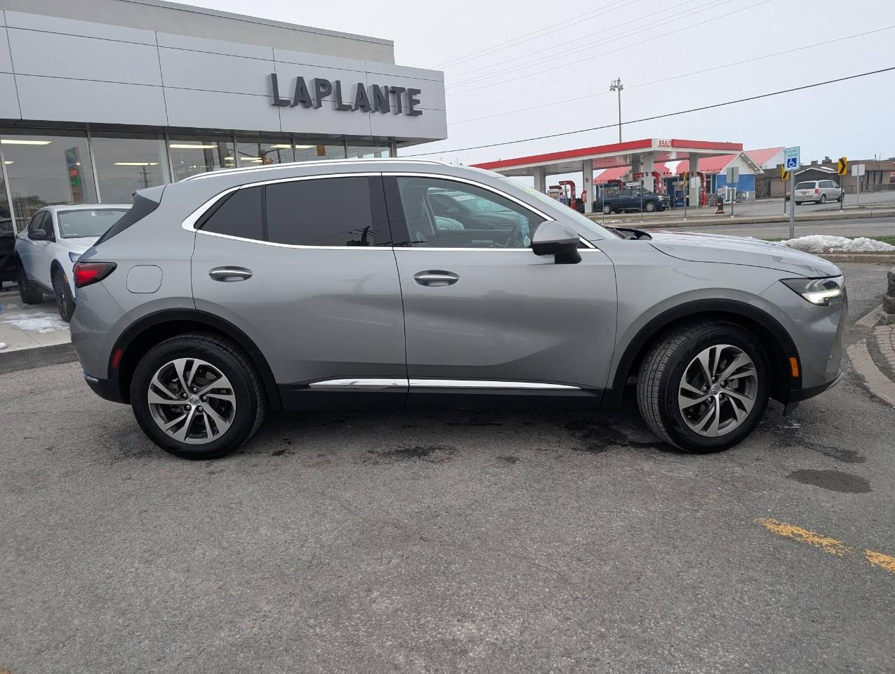 2023 Buick Envision AWD 4dr Essence Photo