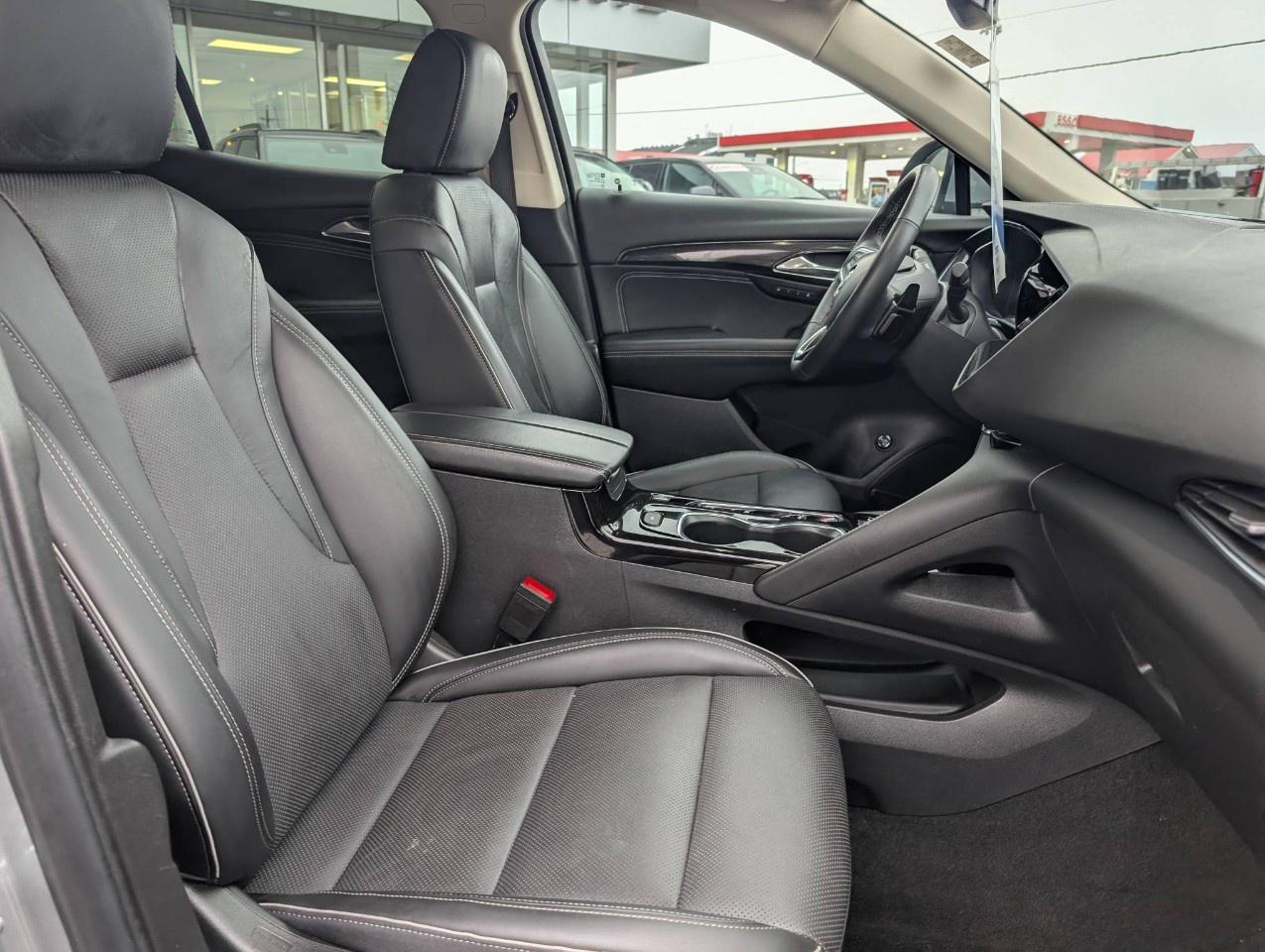 2023 Buick Envision AWD 4dr Essence Photo