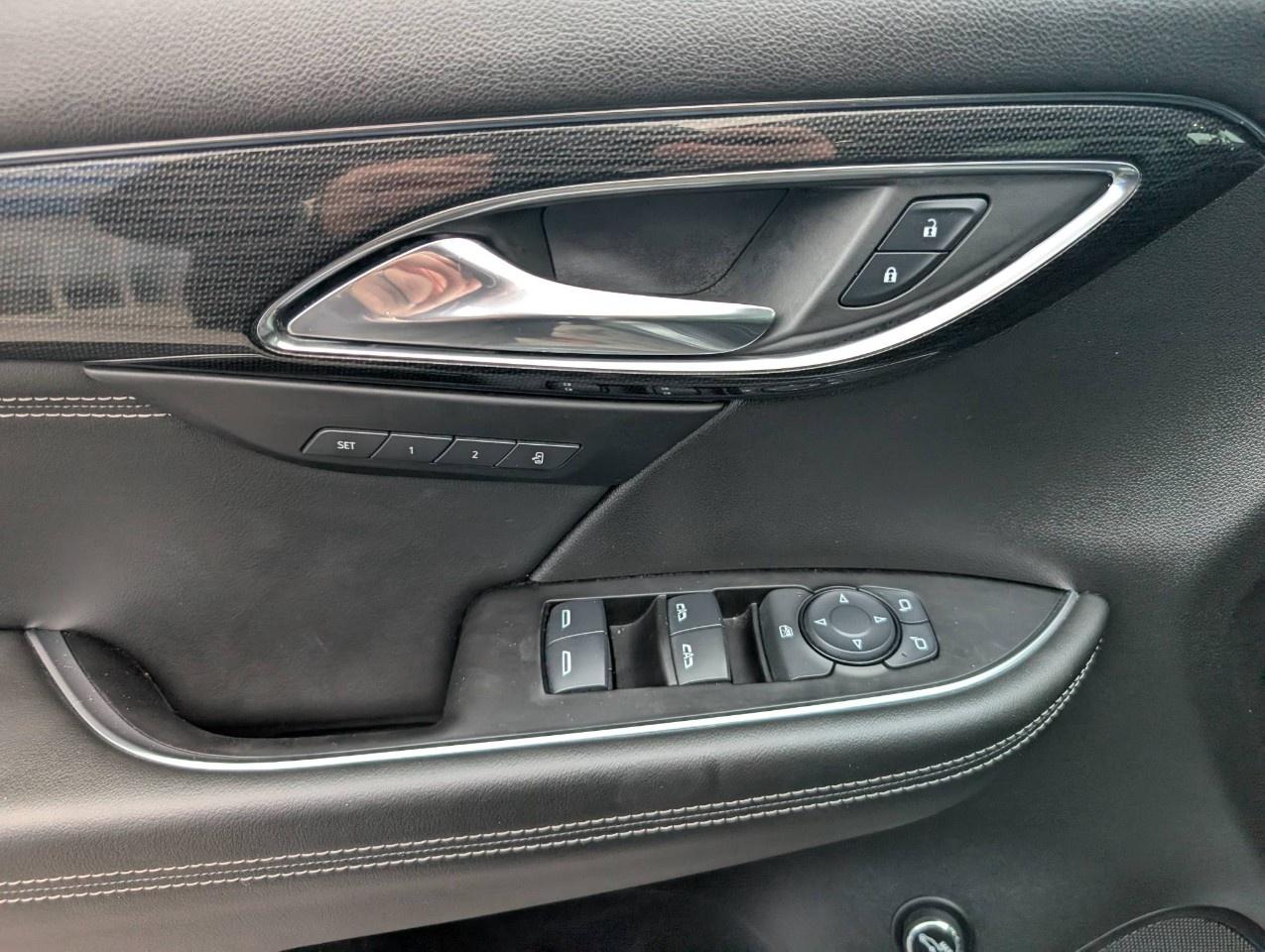 2023 Buick Envision AWD 4dr Essence Photo