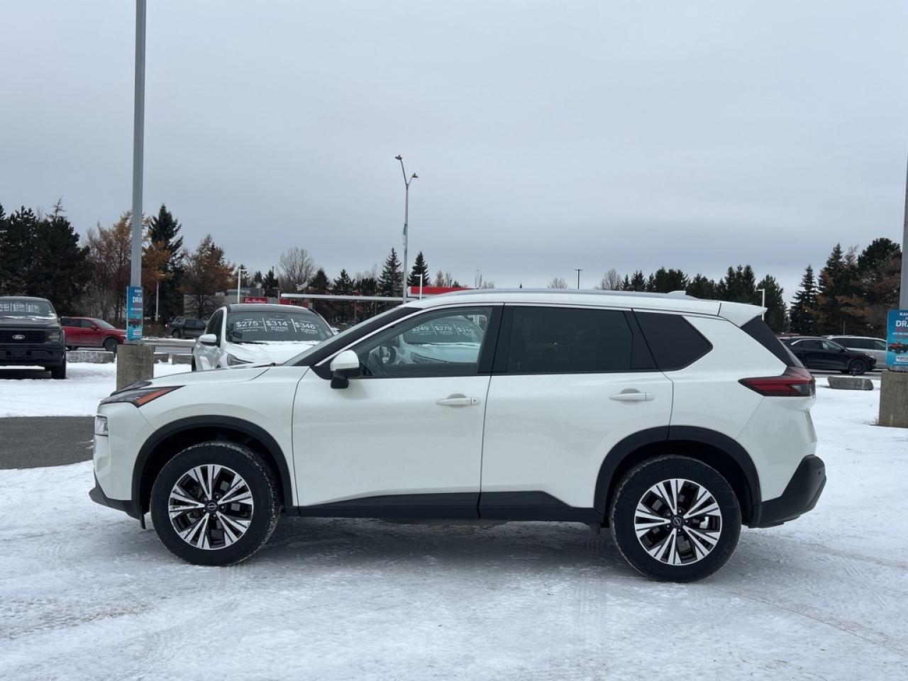 2023 Nissan Rogue  Photo2