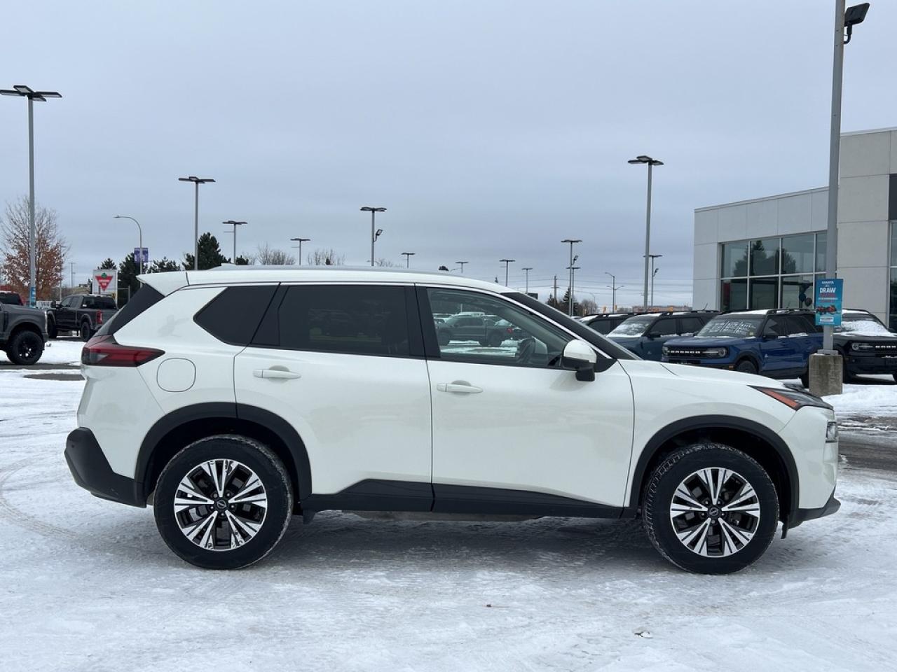 2023 Nissan Rogue  Photo