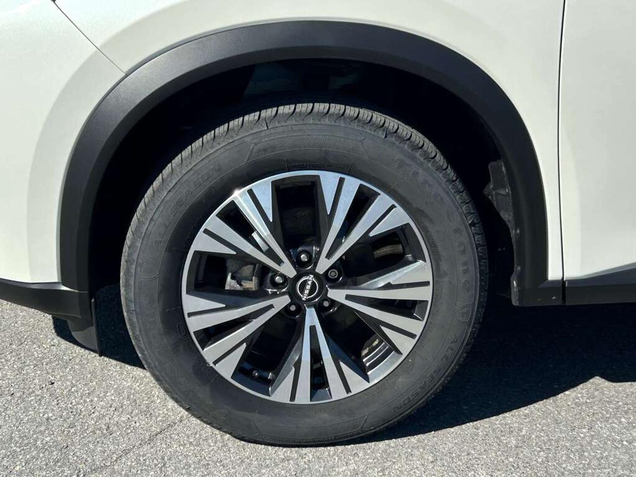 2023 Nissan Rogue  Photo