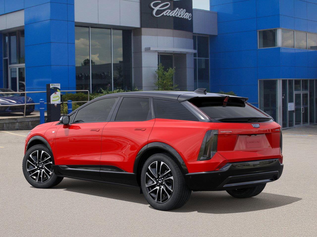 2026 Cadillac OPTIQ Sport 4dr Photo2