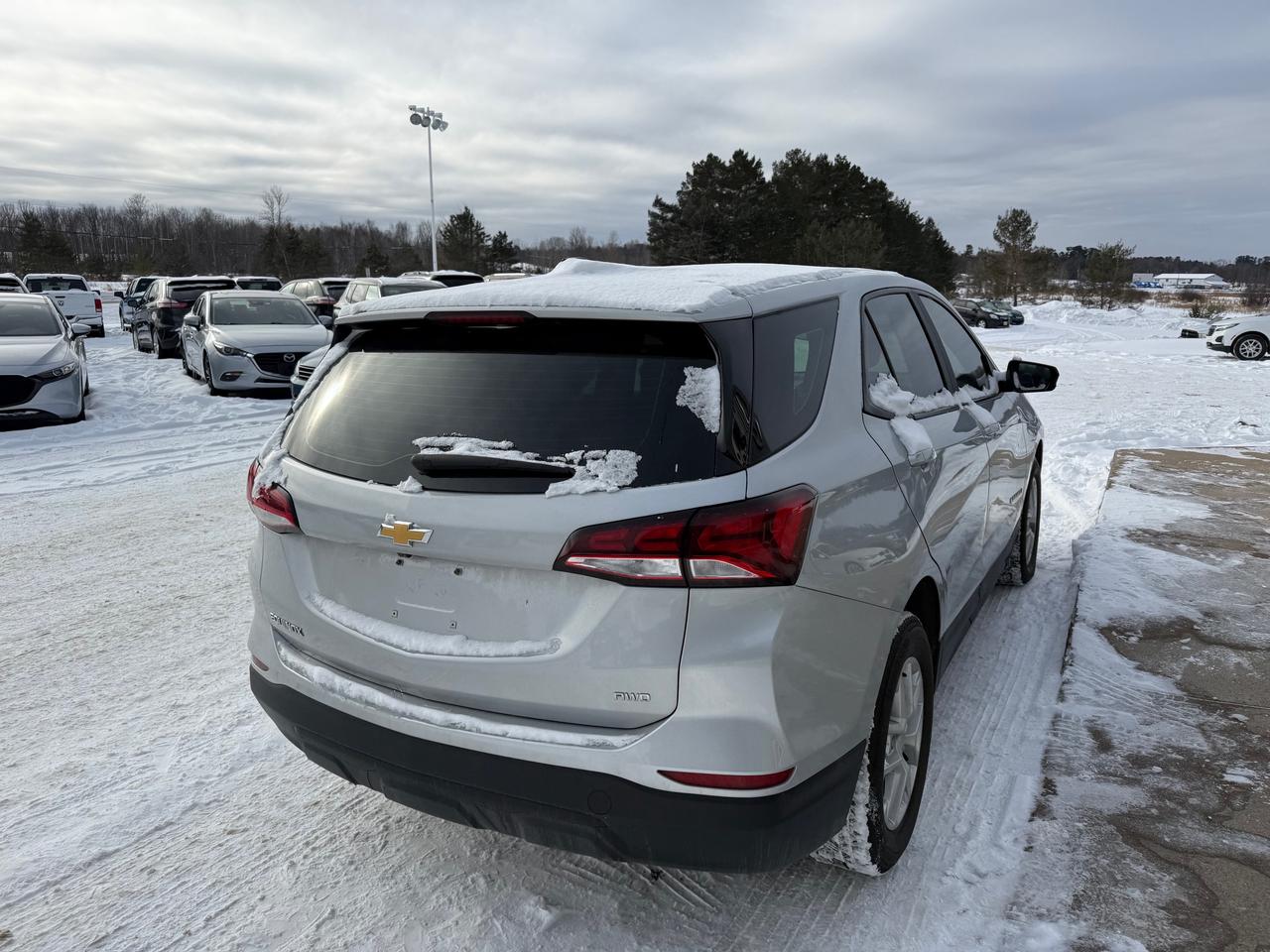 2022 Chevrolet Equinox LS w/1LS All-Wheel Drive Photo
