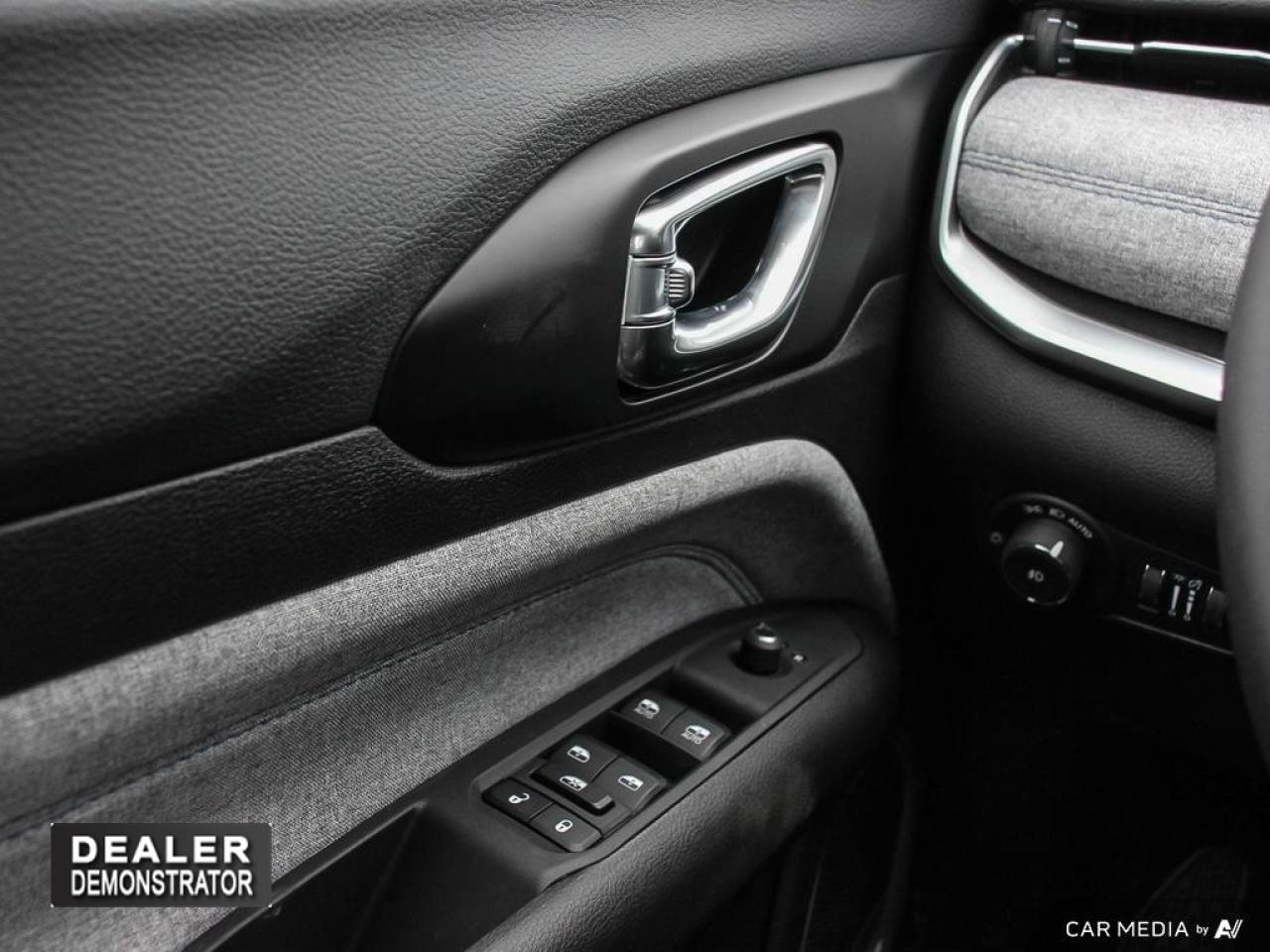 2025 Jeep Compass North 4dr 4x4 Photo