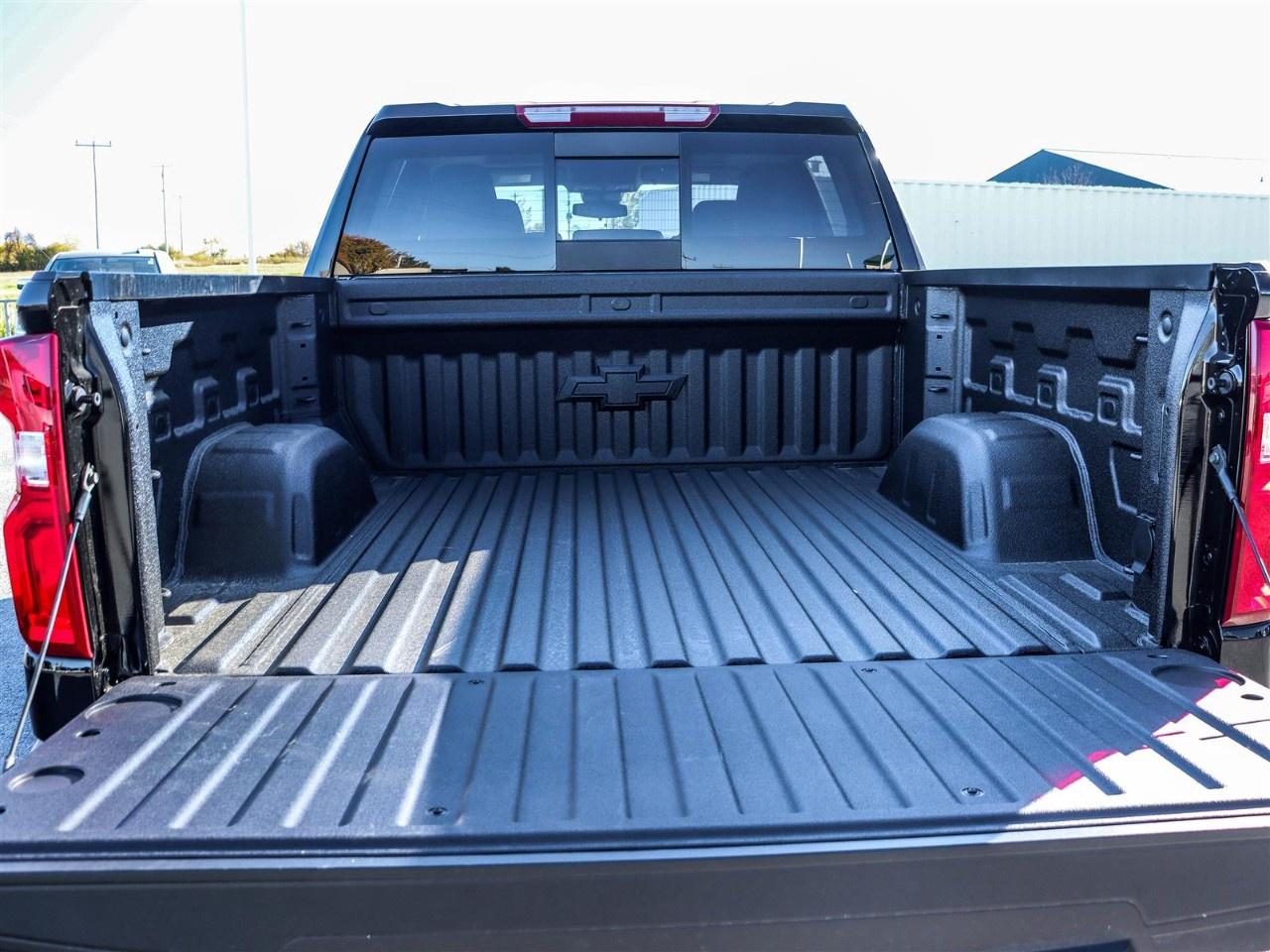 2026 Chevrolet Silverado 1500 Crew Cab Short Box 4-Wheel Drive LT Trail Boss Photo