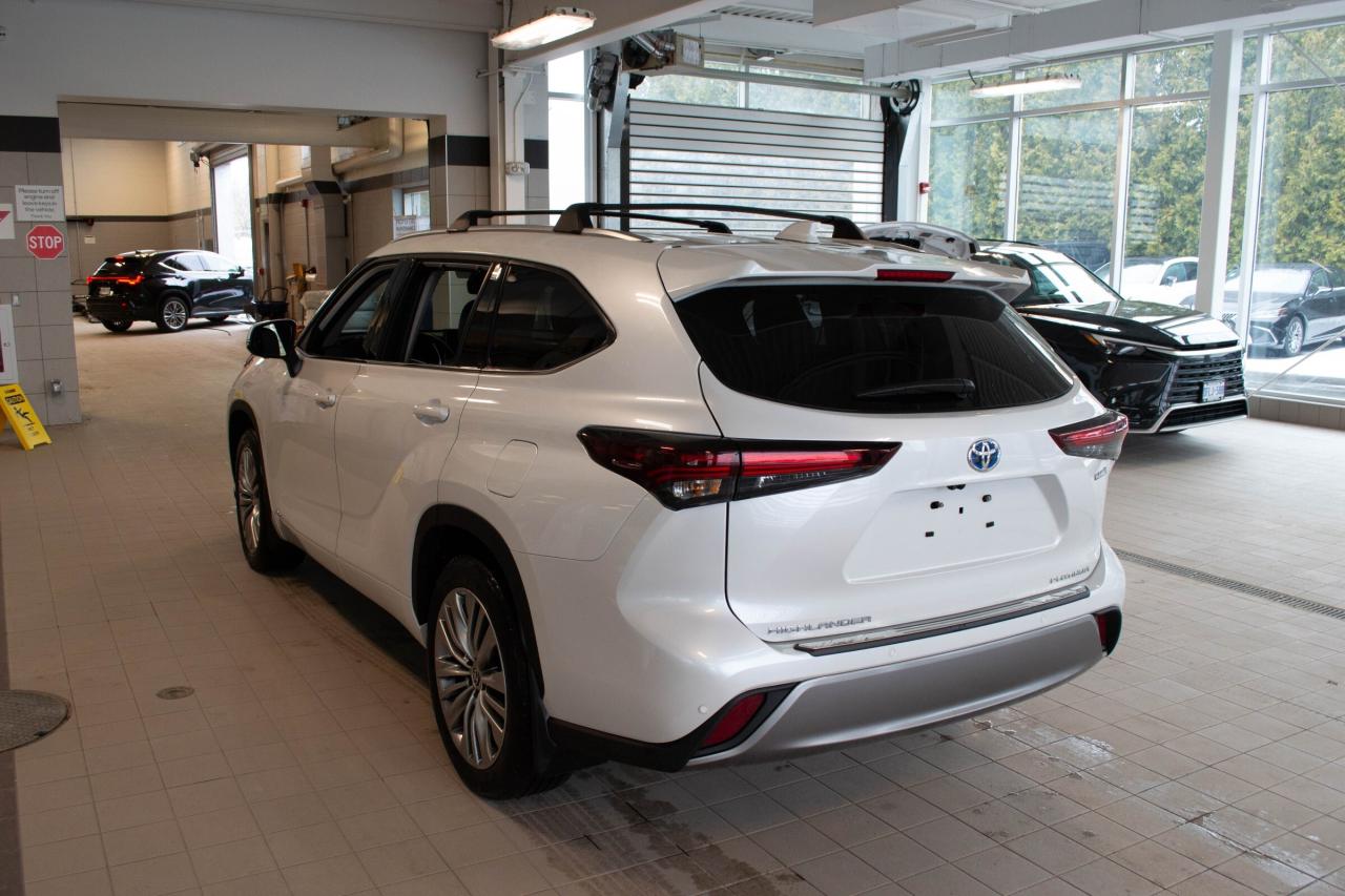 2024 Toyota Highlander Hybrid LIMITED Photo