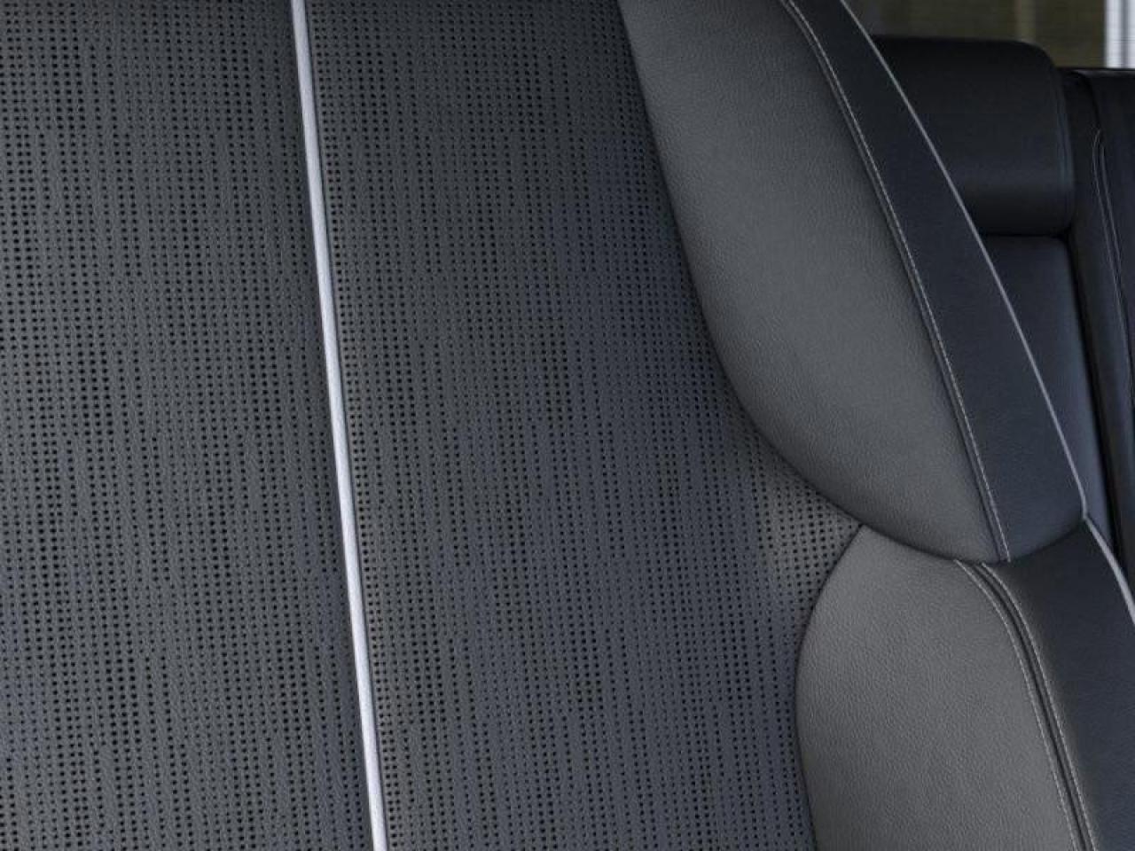 2026 Cadillac OPTIQ Premium Sport 4dr Photo