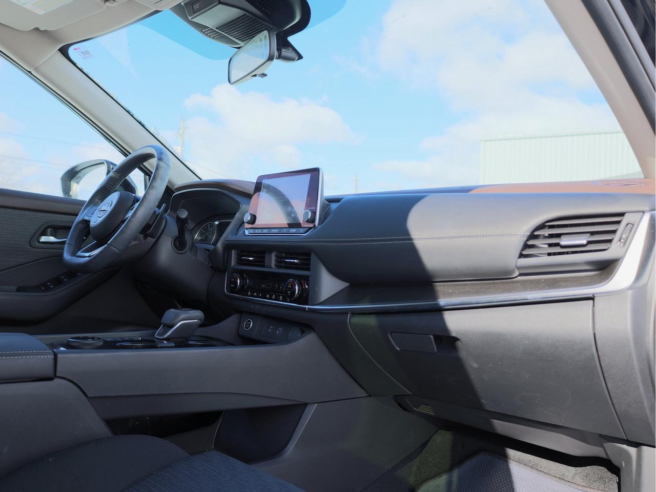 2023 Nissan Rogue SV AWD   Panoramic Roof   Push Start   Htd Seat Photo