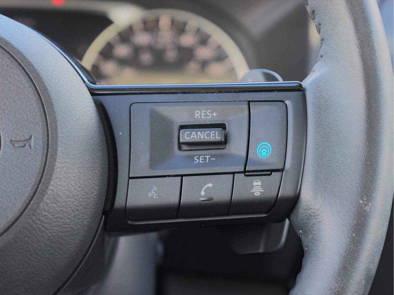 2023 Nissan Rogue SV AWD   Panoramic Roof   Push Start   Htd Seat Photo