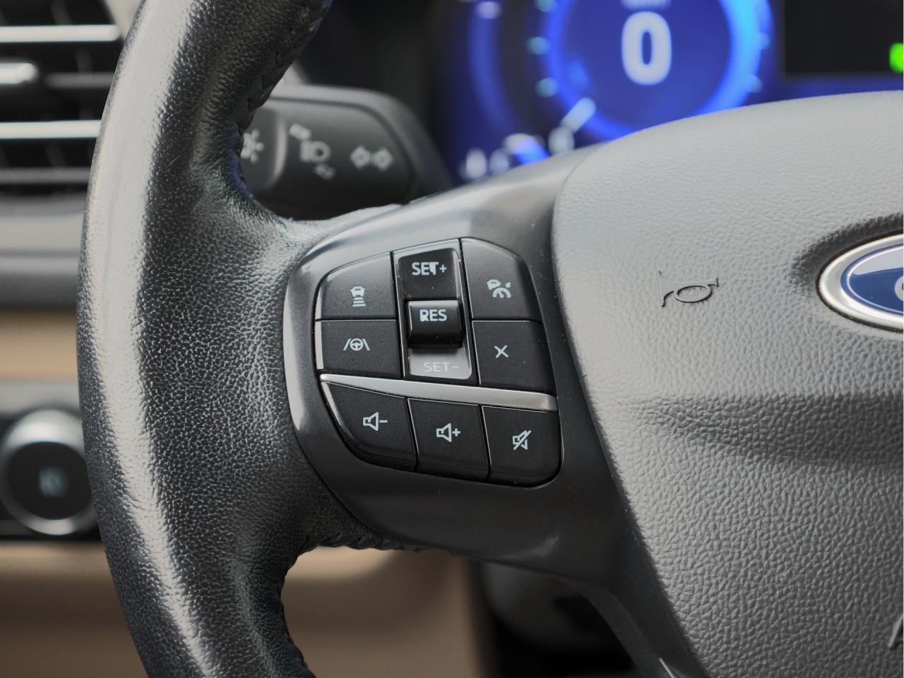 2020 Ford Escape Titanium   Hybrid   Nav   Pwr Liftgate  Prem Sound Photo