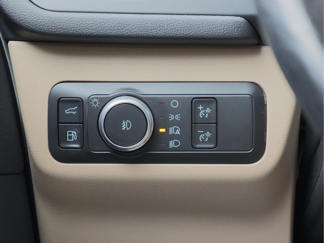 2020 Ford Escape Titanium   Hybrid   Nav   Pwr Liftgate  Prem Sound Photo