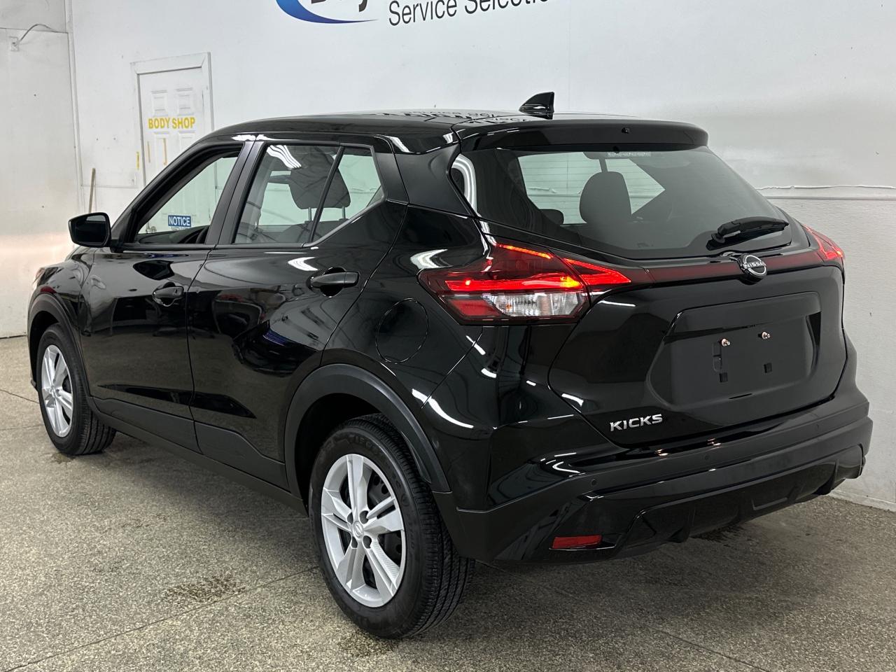 2024 Nissan Kicks S 4dr Front-Wheel Drive Photo4