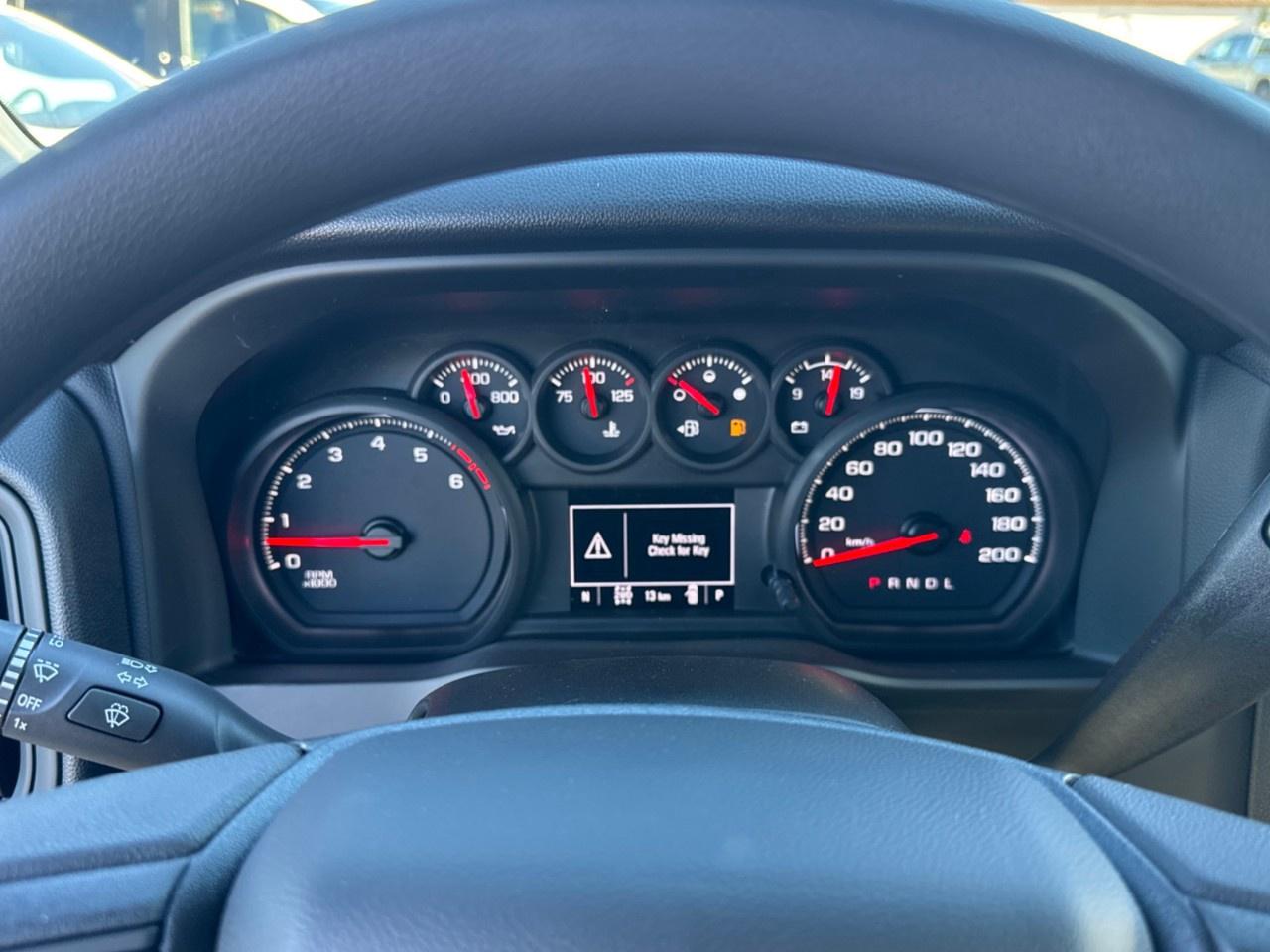 2026 Chevrolet Silverado 3500HD 4WD Crew Cab Standard Box Work Truck Photo