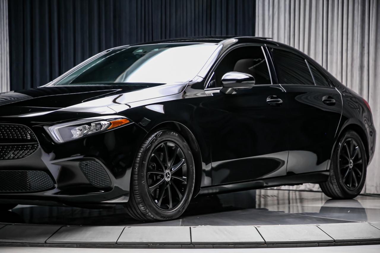 2020 Mercedes-Benz A-Class A 220 4MATIC AWD PREMIUM PKG CARPLAY NAV BLINDSPOT Photo