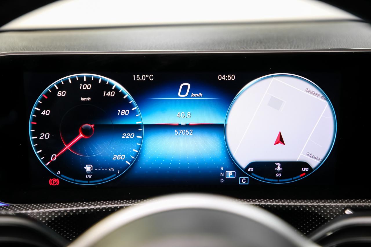 2020 Mercedes-Benz A-Class A 220 4MATIC AWD PREMIUM PKG CARPLAY NAV BLINDSPOT Photo