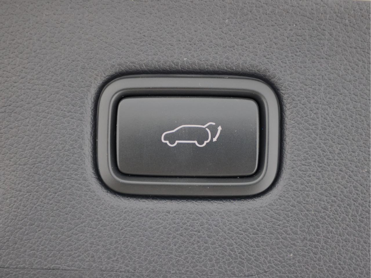 2022 Kia Sportage SX AWD   Ventilated Seat   Leather   Push Start Photo