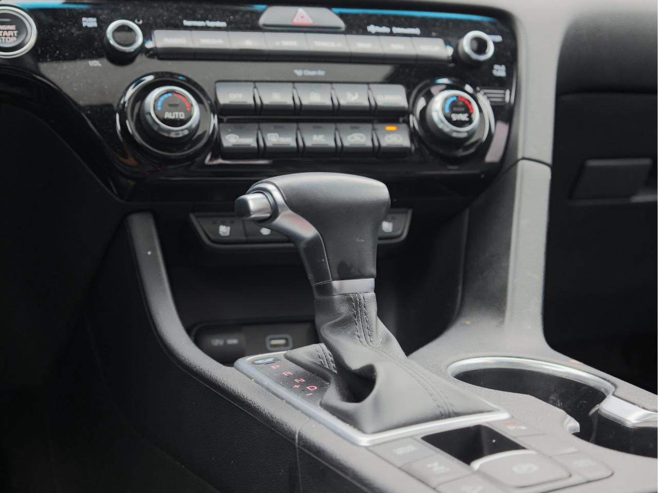 2022 Kia Sportage SX AWD   Ventilated Seat   Leather   Push Start Photo